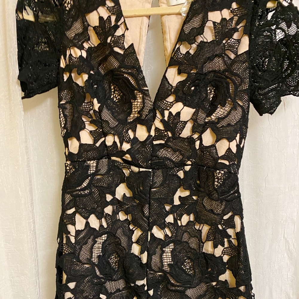 Lace romper - Picture 3 of 4